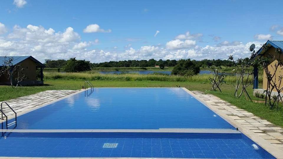 Rho Sigiriya Lake Edge Retreat Kibissa Exterior foto